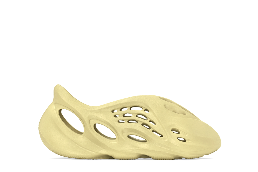 YZY FOAM RNR GV6775 SULFUR â NRML