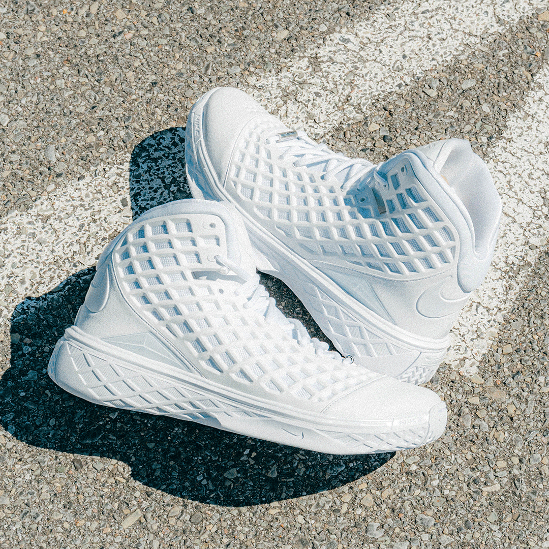 RAFFLE | NIKE KOBE III PROTRO WHITE | AUGUST 23RD