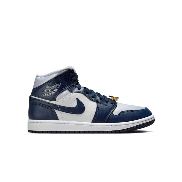 WOMEN'S AIR JORDAN 1 MID SE FOOTBALL GREY/MIDNIGHT NAVY