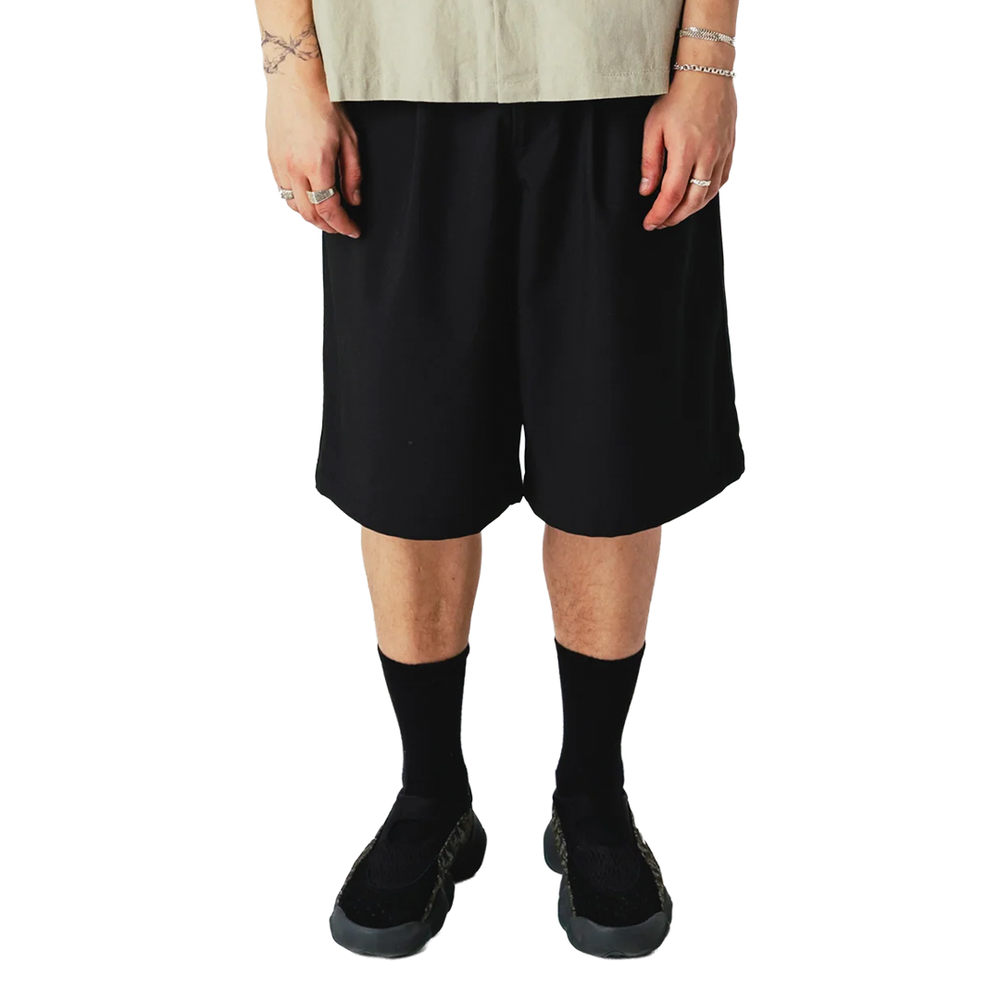 WBBIN GUAN SHORTS BLACK