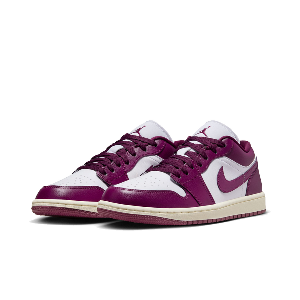 WOMEN'S AIR JORDAN 1 LOW WHITE/BORDEAUX