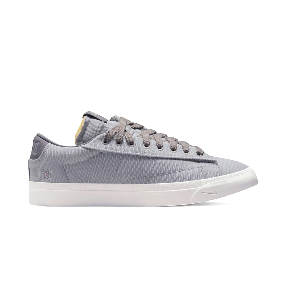 DEVIN BOOKER DETROIT TIGERS - BLAZER LOW X PEARL GREY
