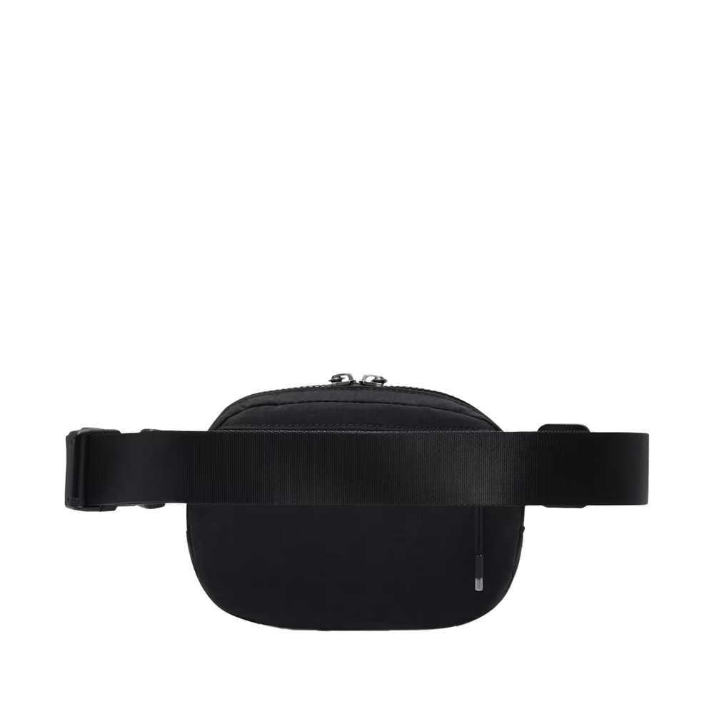AURA CROSS BODY BAG 2L BLACK