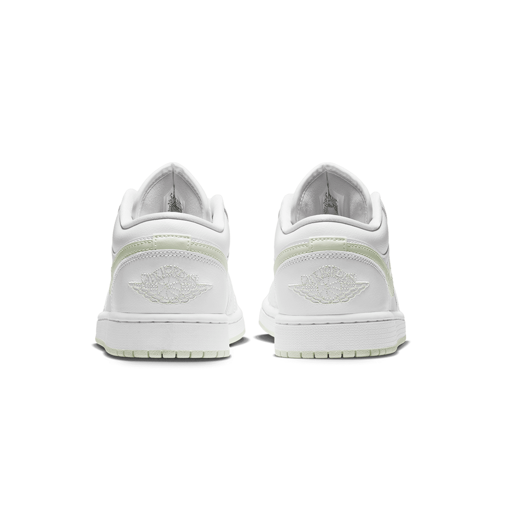 WOMEN'S AIR JORDAN 1 LOW WHITE / VOLT TINT