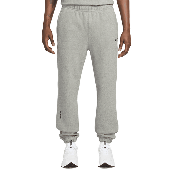 NOCTA FLEECE CS SWEATPANTS DARK GREY HEATHER/BLACK – NRML