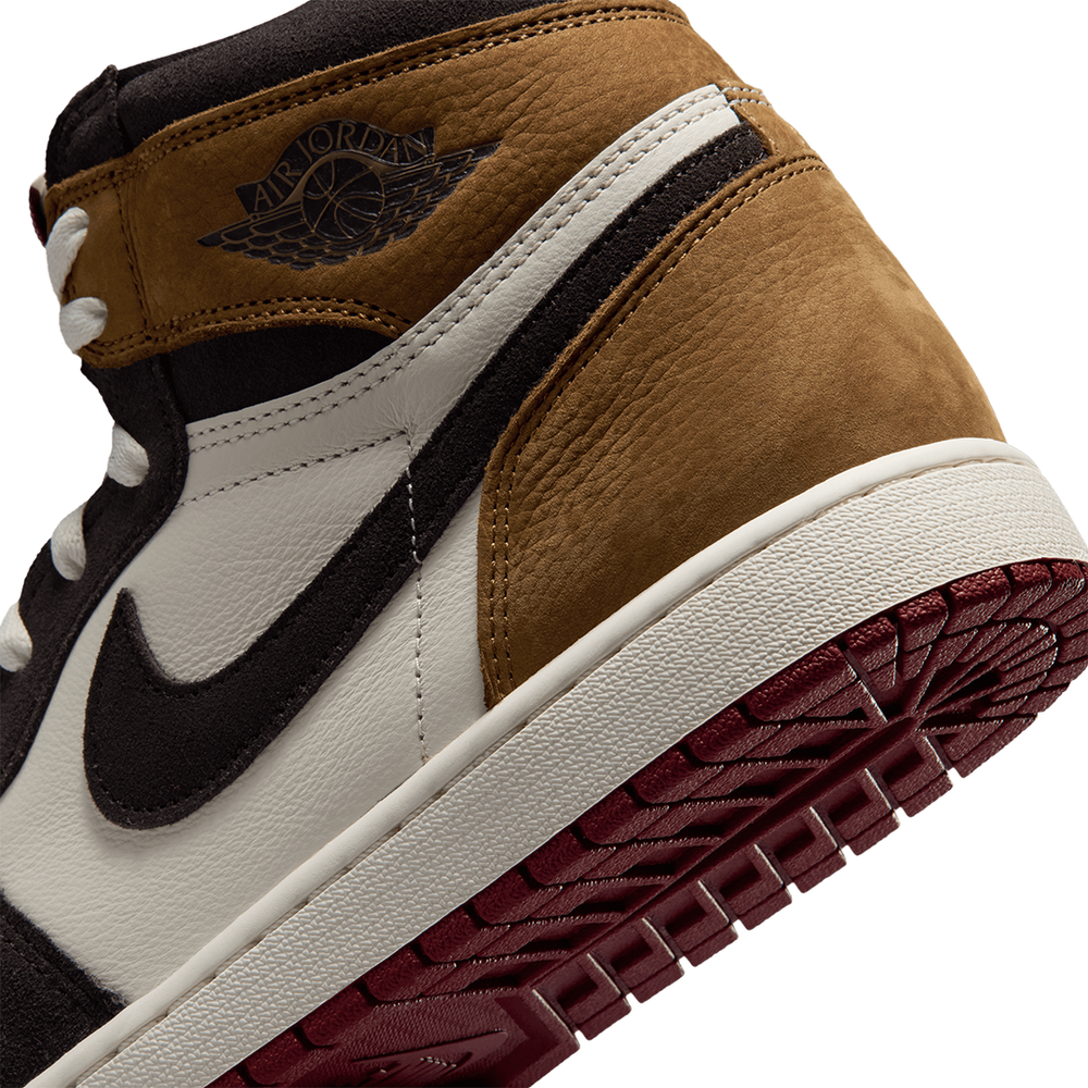 AIR JORDAN 1 RETRO HIGH OG "LOVE LETTER"