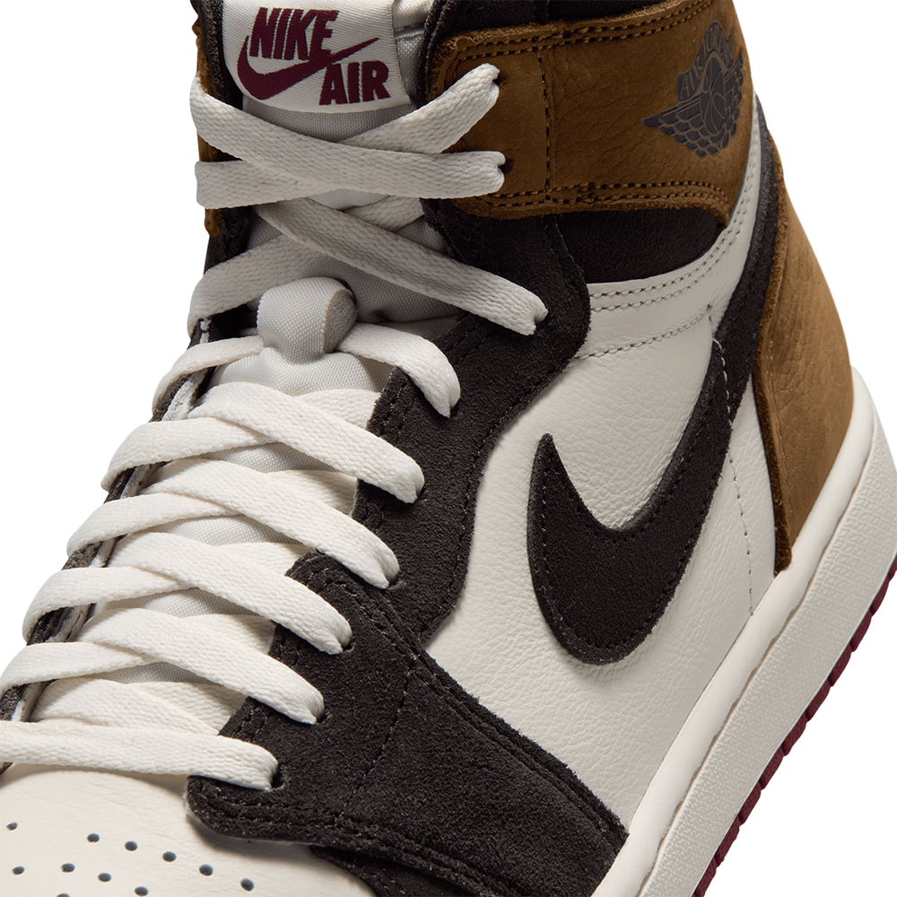 AIR JORDAN 1 RETRO HIGH OG "LOVE LETTER"