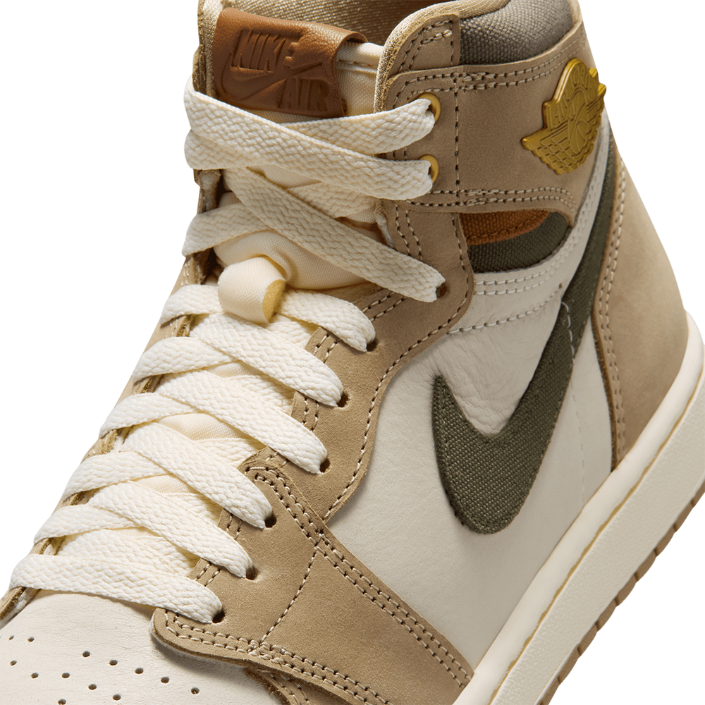 WOMEN'S AIR JORDAN 1 HIGH OG "KHAKI" MULTI-COLOR / SAIL