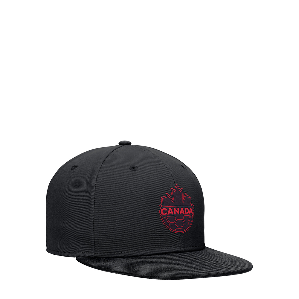 CANADA SOCCER PRO FLATBILL SNAPBACK HAT BLACK