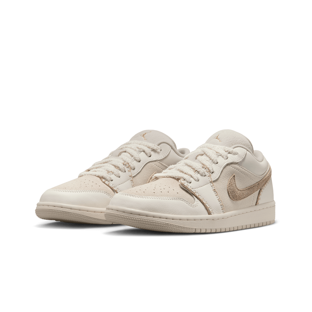 NIKE ナイキ Women's Air Jordan 1 Low Nike Women's Air Jordan 1 Low Basketball Shoes | SportChek