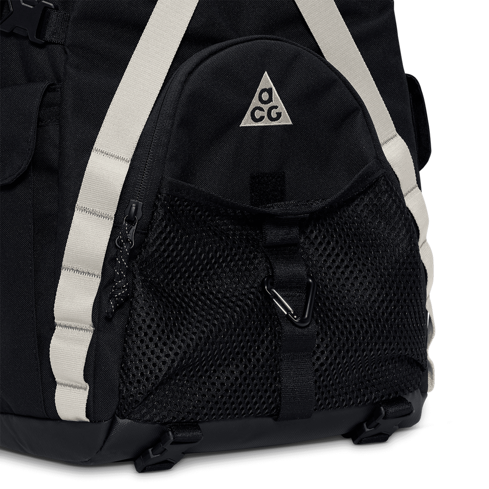 ACG "DAYMAX" BACKPACK 25L BLACK / COLLEGE GREY