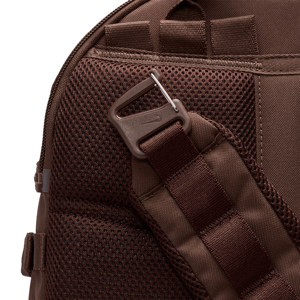 ACG "DAYMAX" BACKPACK 25L CHOCOLATE