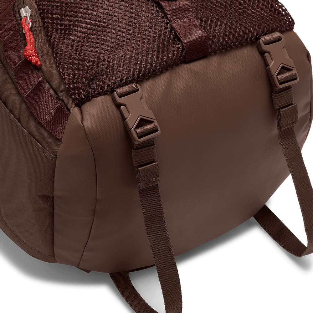 ACG "DAYMAX" BACKPACK 25L CHOCOLATE