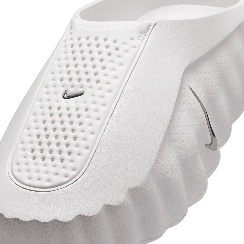 WOMEN'S NIKE MIND 001 SUMMIT WHITE / METALLIC SILVER