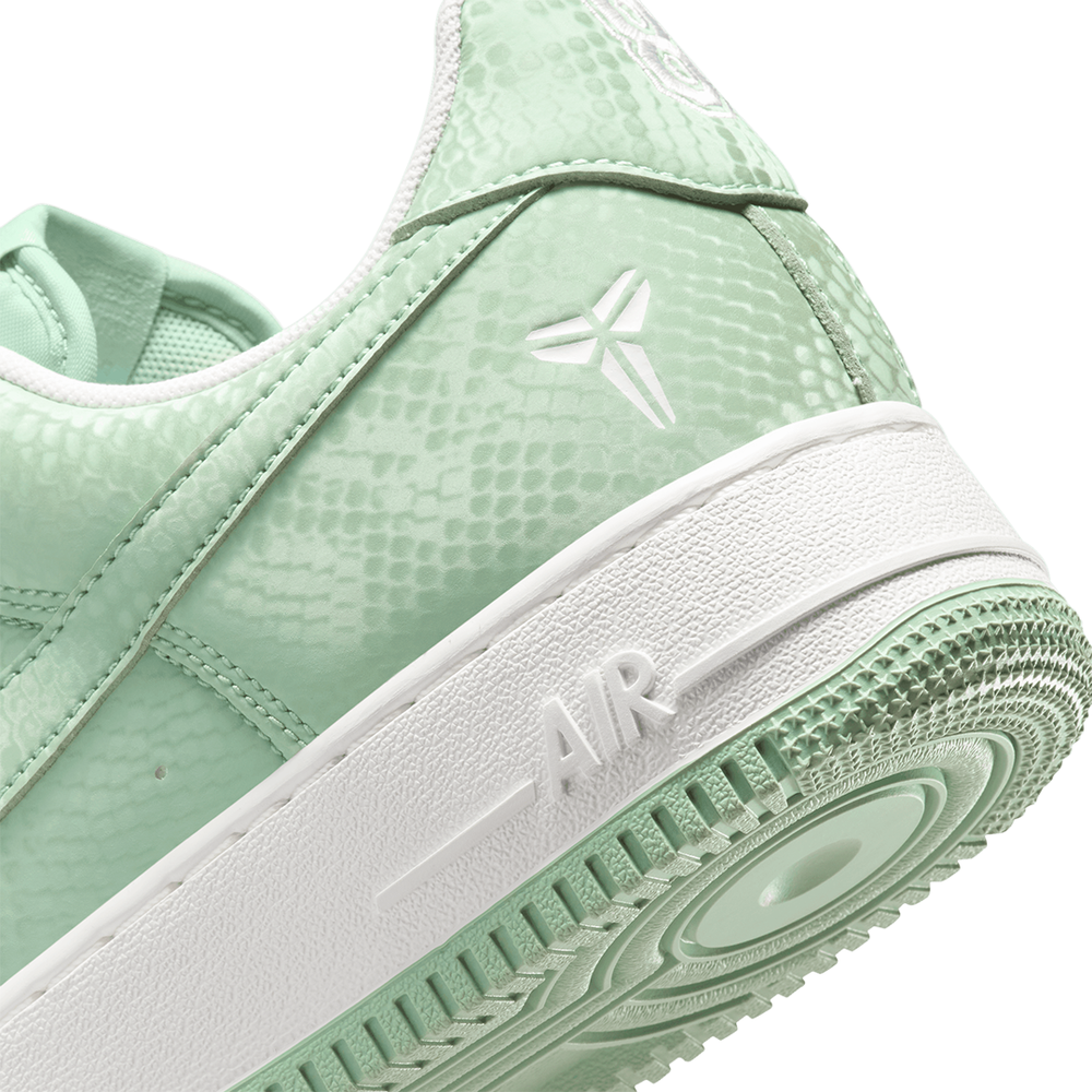 KOBE AIR FORCE 1 LOW STEAM'