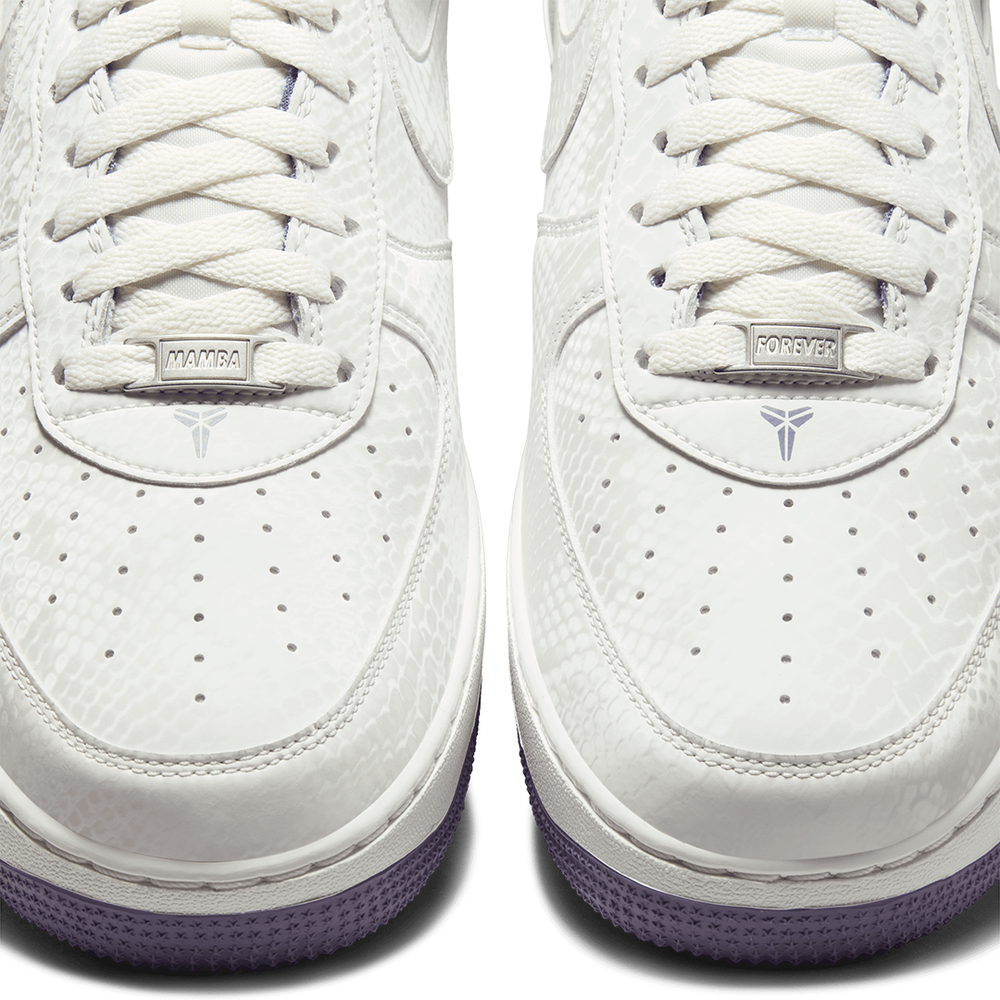 KOBE AIR FORCE 1 LOW SUMMIT WHITE/ DAYBREAK