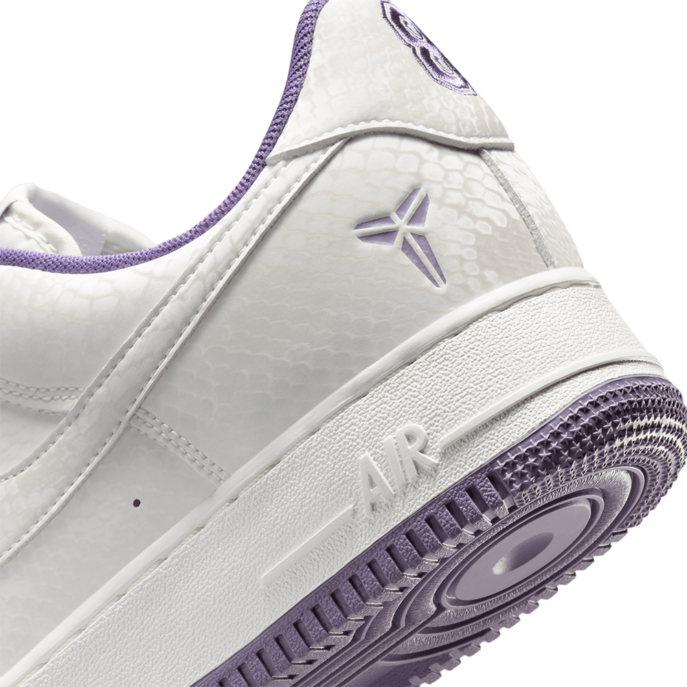 KOBE AIR FORCE 1 LOW SUMMIT WHITE/ DAYBREAK