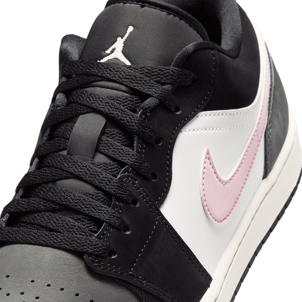 AIR JORDAN 1 LOW SE BLACK / ICED CARMINE