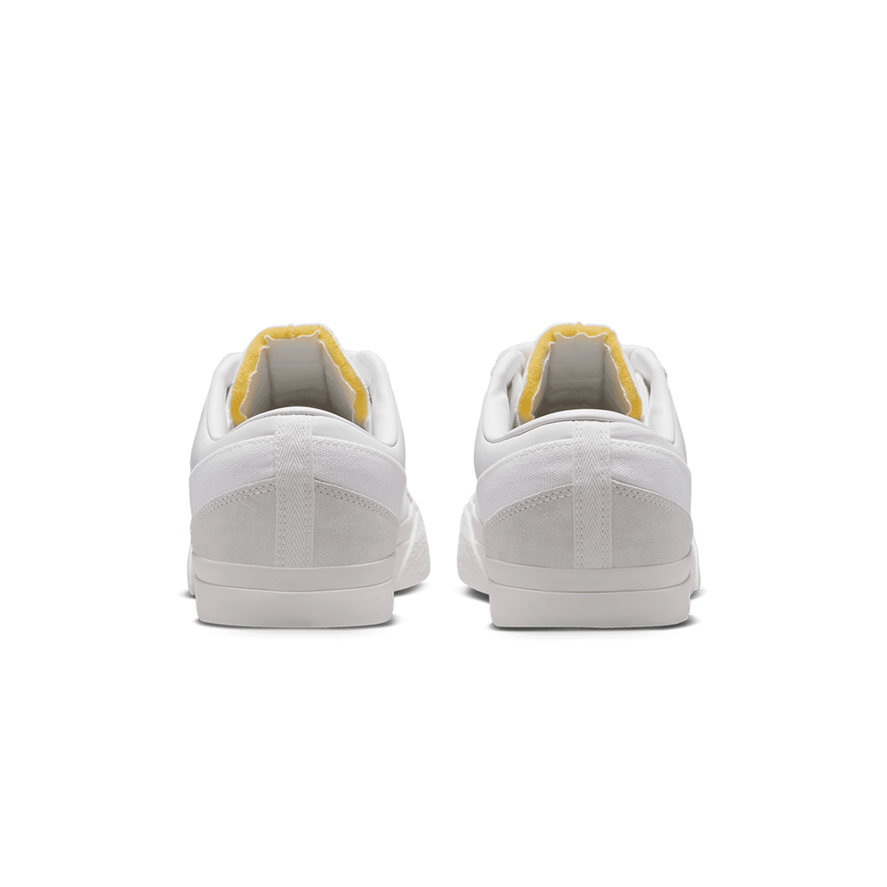 NIKE BLAZY SUMMIT WHITE