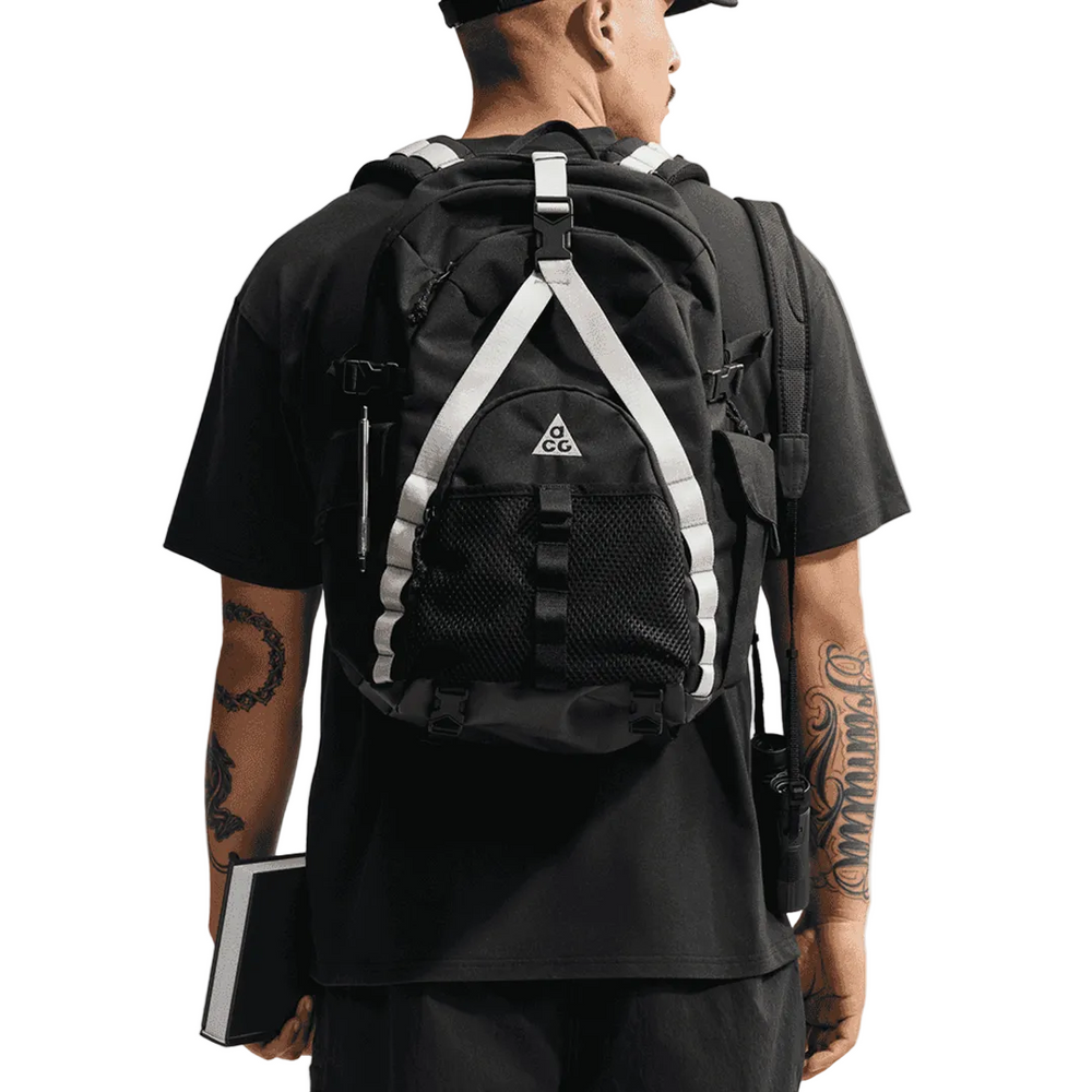 ACG DRI-FIT T-SHIRT BLACK