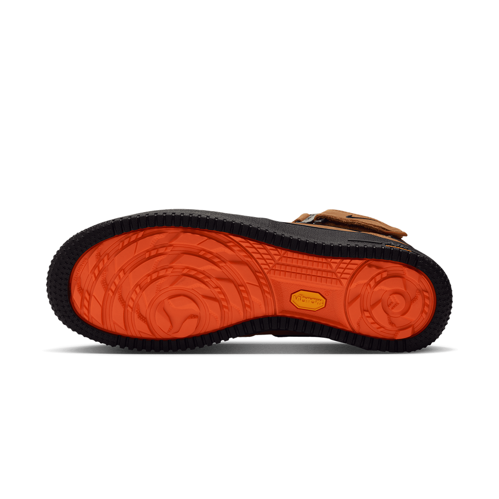 AIR FORCE 1 MID '07 GORE-TEX VIBRAM WHEAT / BLACK-TOTAL ORANGE