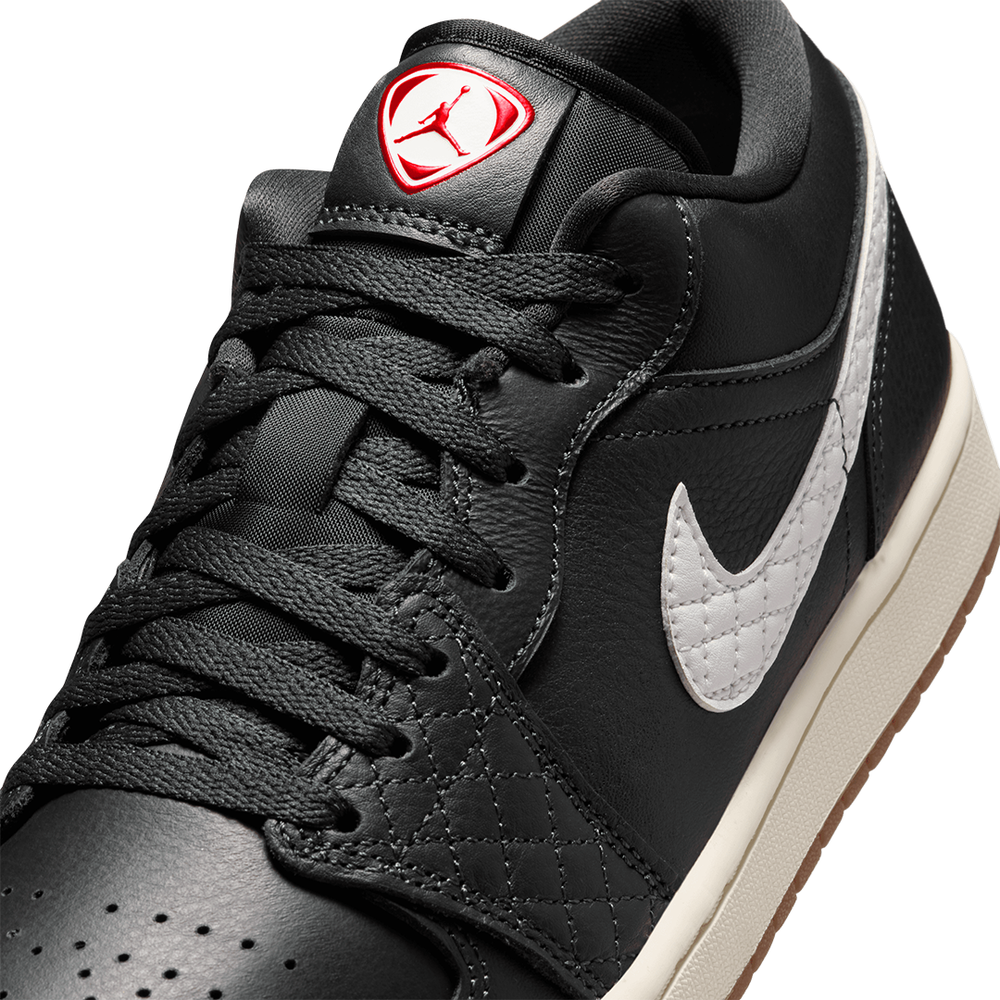 AIR JORDAN 1 LOW SE OFF NOIR