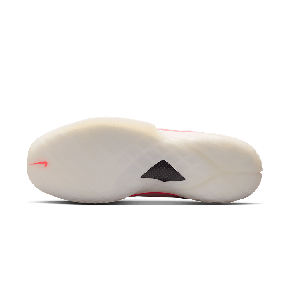 KOBE III LOW PROTRO SAIL / HOT PUNCH