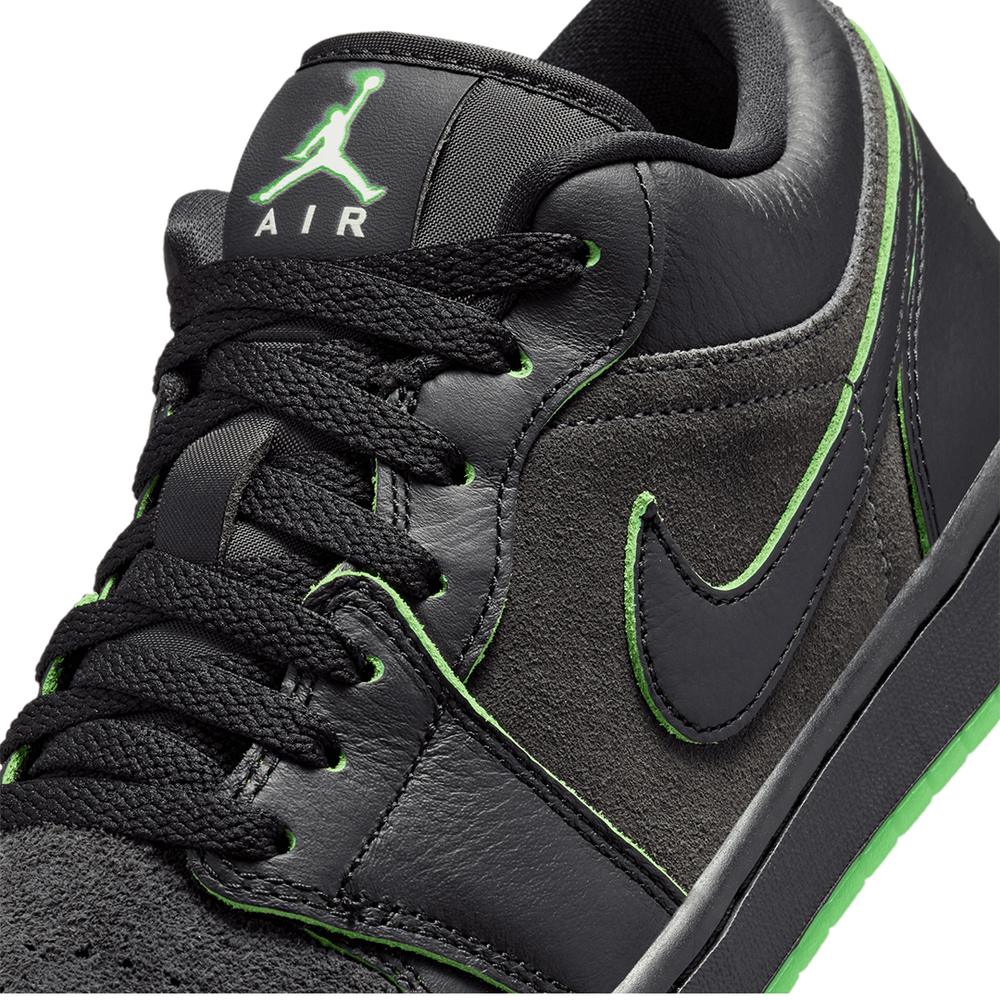 AIR JORDAN 1 LOW SE BLACK / SCREAM GREEN