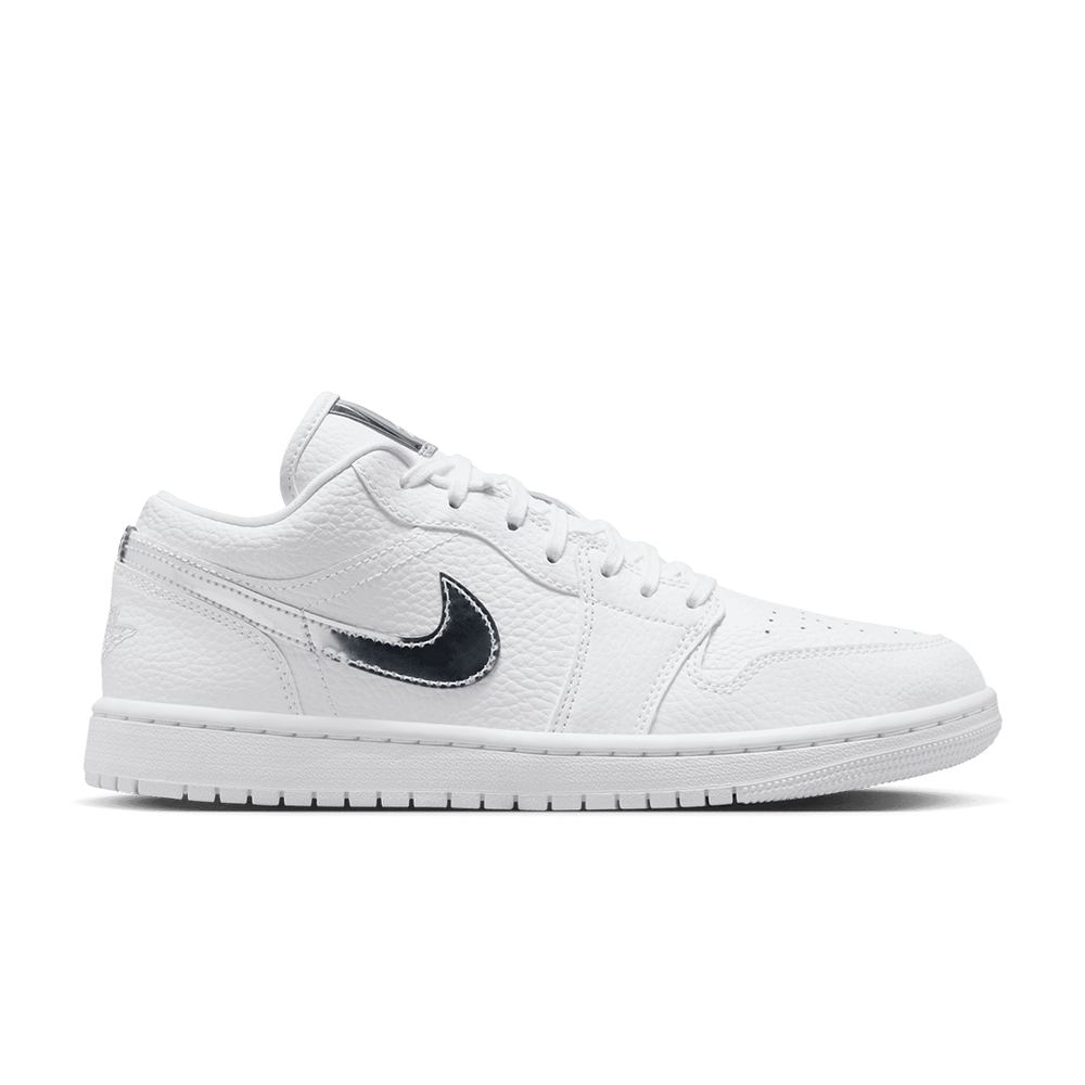 WOMEN'S AIR JORDAN 1 LOW SE WHITE/METALLIC SILVER