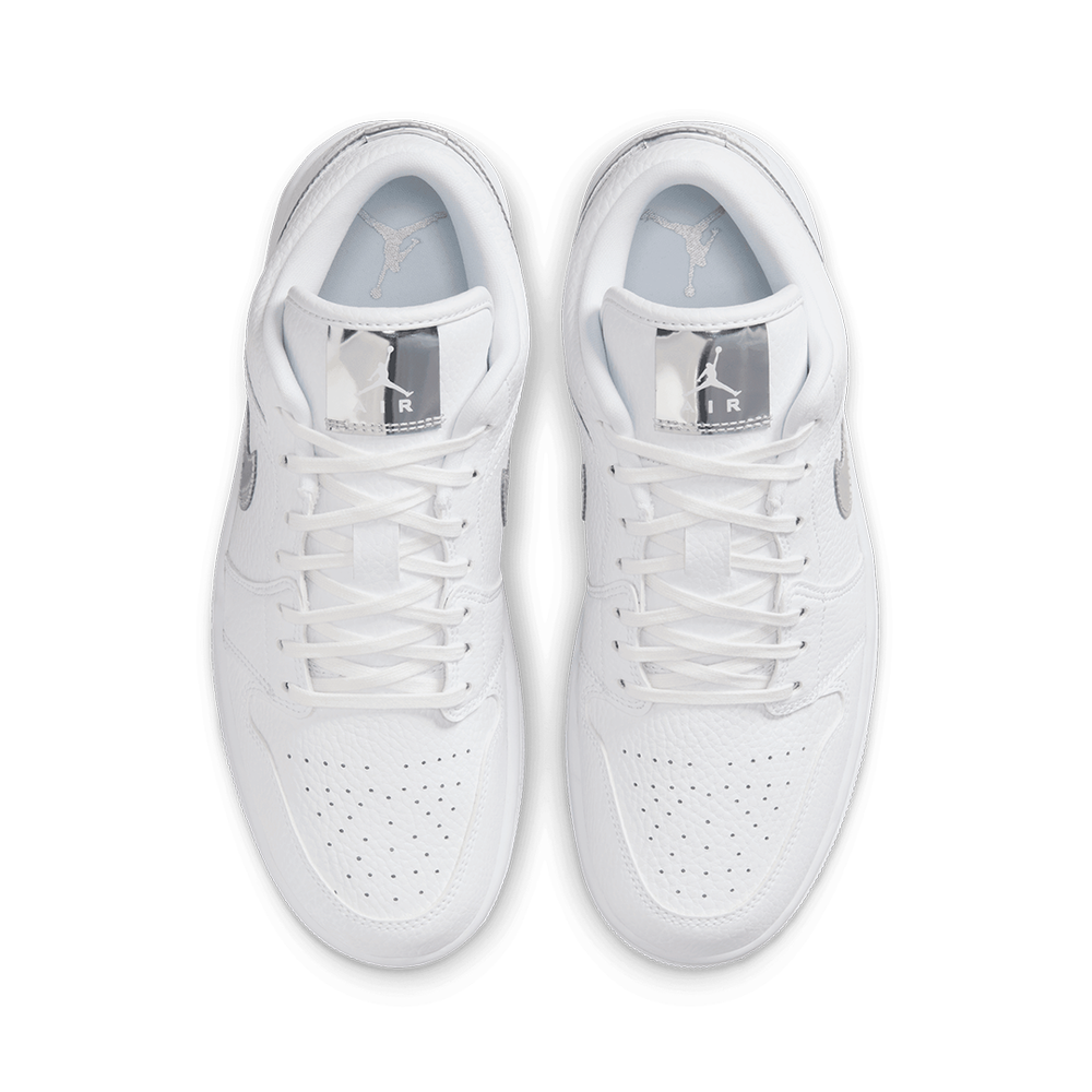 WOMEN'S AIR JORDAN 1 LOW SE WHITE/METALLIC SILVER