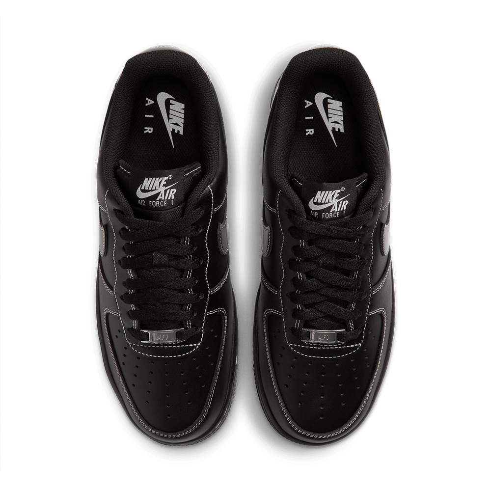 WOMEN'S AIR FORCE 1 '07 ESSENTIAL+ BLACK / WHITE-METALLIC SILVER