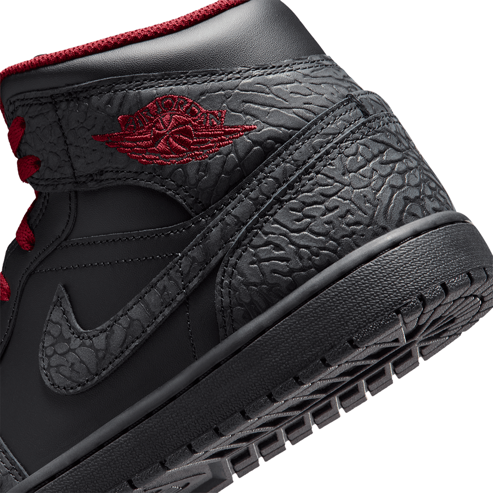 AIR JORDAN 1 MID SE BLACK / TOUGH RED