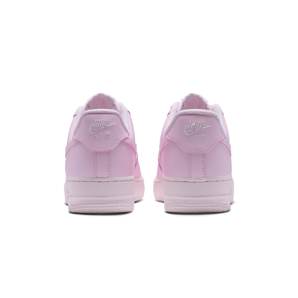 WOMEN'S AIR FORCE 1 '07 SE ARCTIC PINK