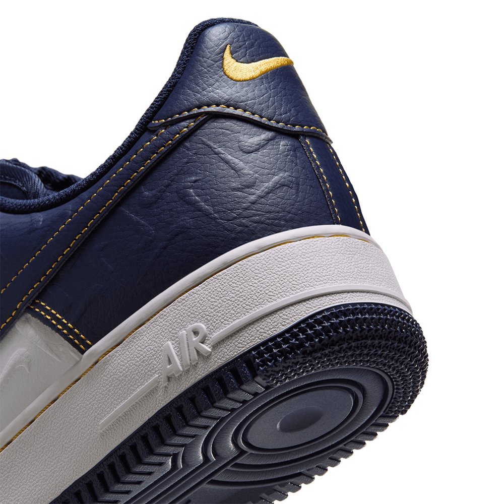 AIR FORCE 1 '07 SUMMIT WHITE / MIDNIGHT NAVY