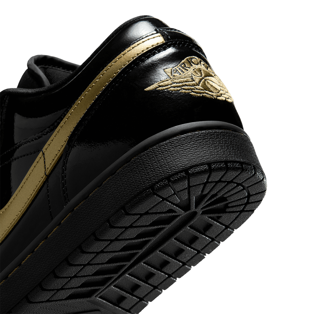 AIR JORDAN 1 LOW BLACK / METALLIC GOLD