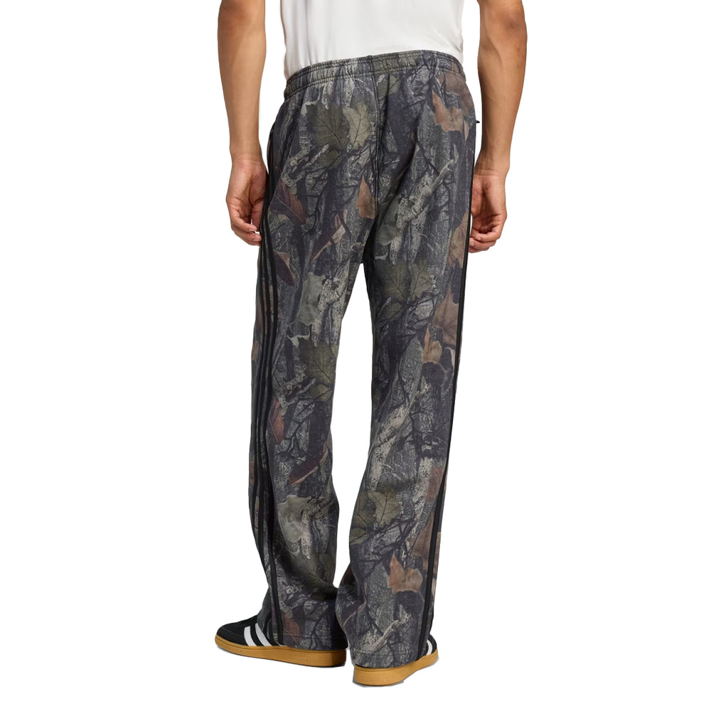 CAMO SWEATPANTS