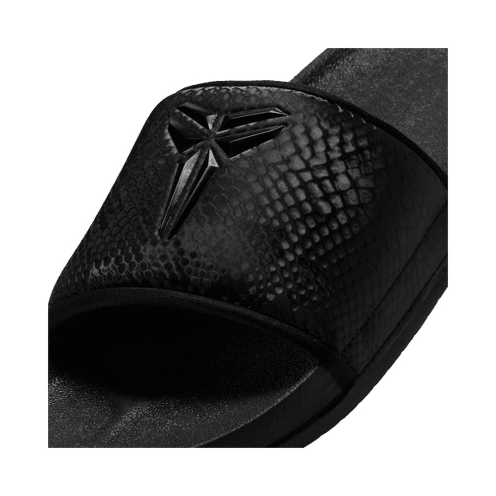 KOBE OFFCOURT SLIDE BLACK