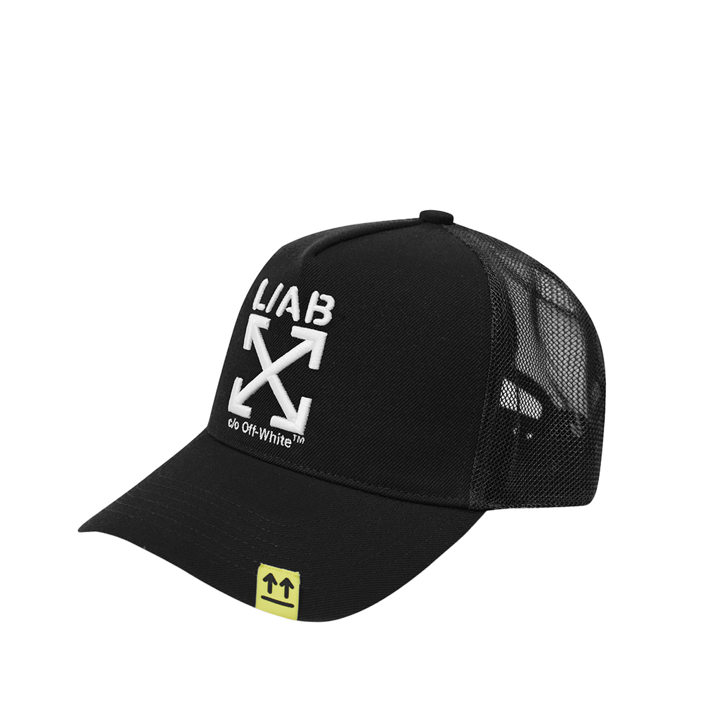 CLAMP ARROWS CURVED BRIM TRUCKER CAP BLACK