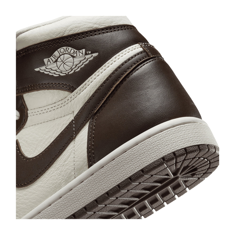 WOMEN'S AIR JORDAN 1 RETRO HIGH OG BAROQUE BROWN/SAIL