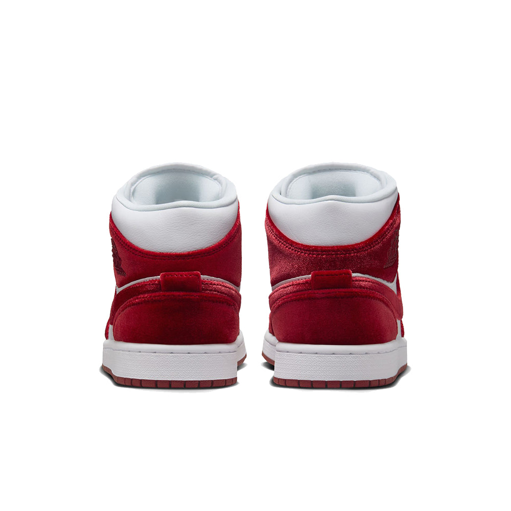 WOMEN'S AIR JORDAN 1 MID SE RED VELVET