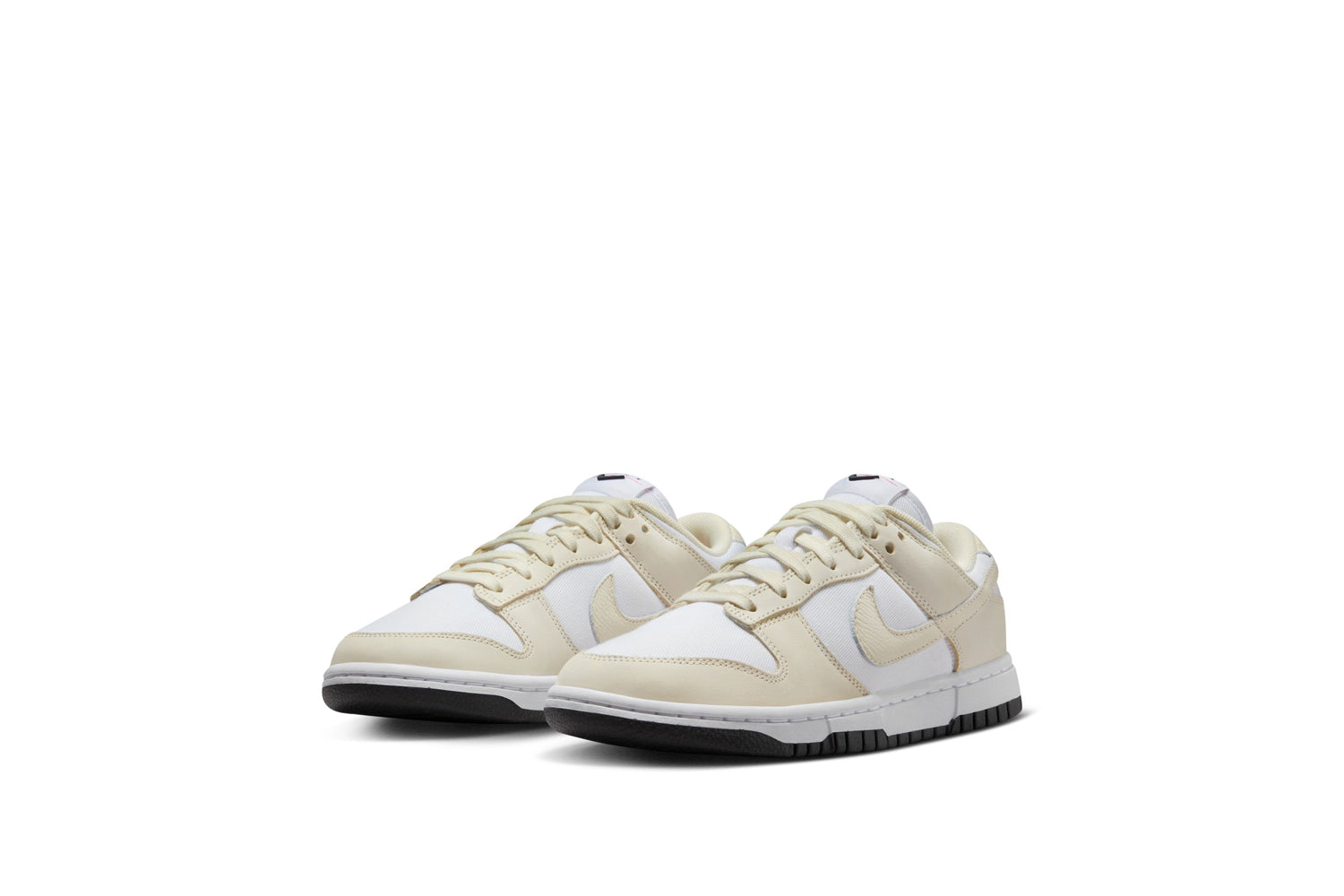 WOMEN'S DUNK LOW LX COCONUT MILK – NRML