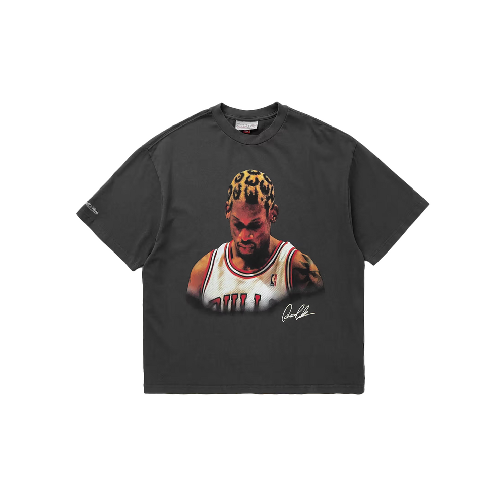 DENNIS RODMAN CHICAGO BULLS LOOK OUT TEE BLACK