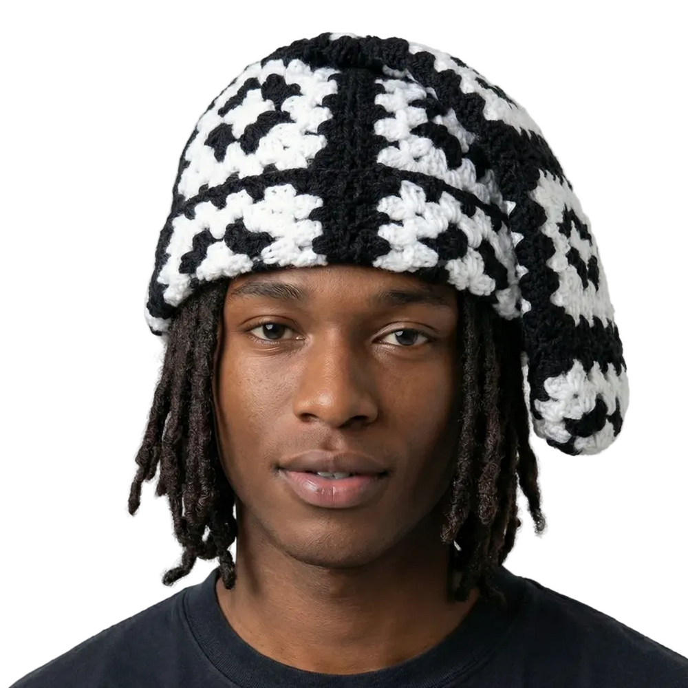 MONO SQUARE CROCHET SOCK HAT BLACK / WHITE