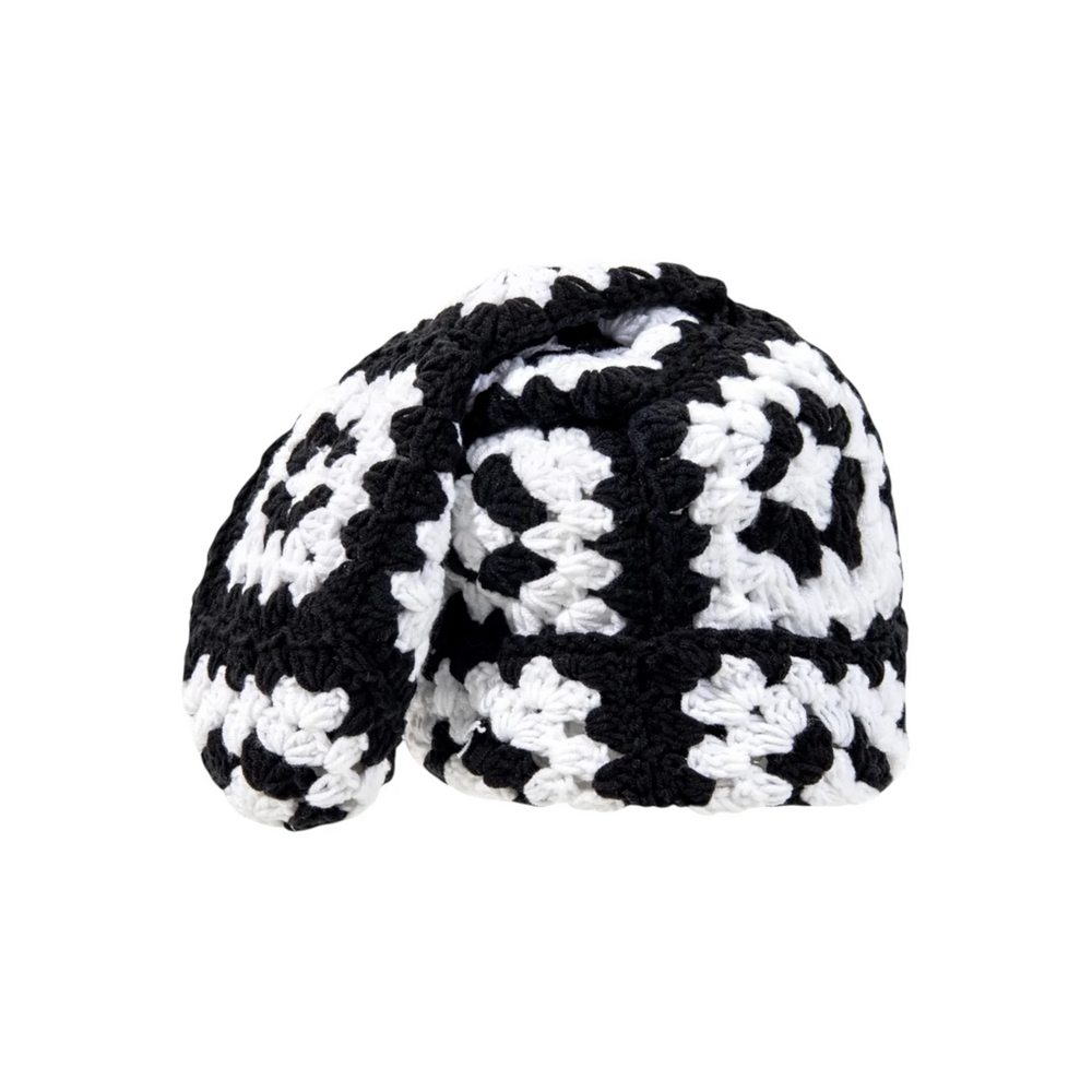 MONO SQUARE CROCHET SOCK HAT BLACK / WHITE