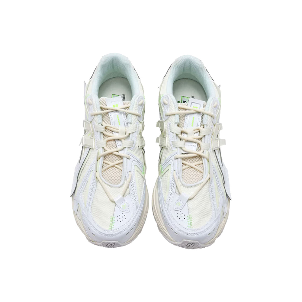 1906A WHITE/NEON GREEN