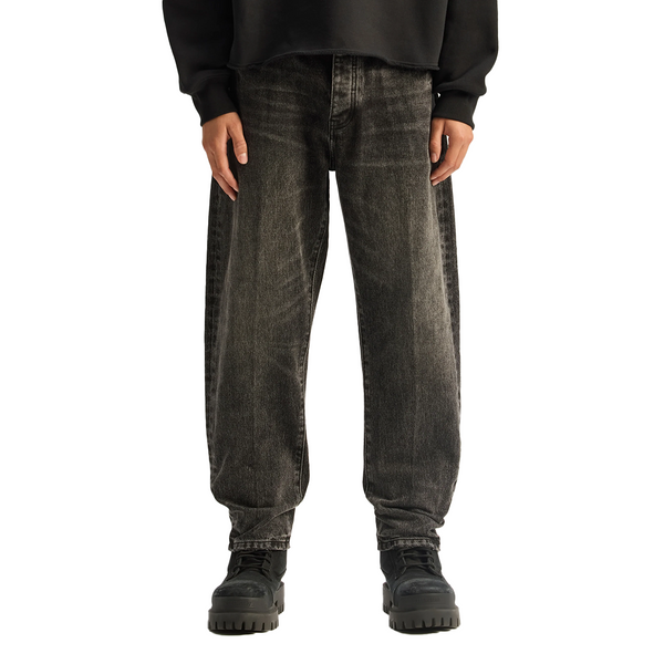 P013 CLEAN TAPERED BLACK