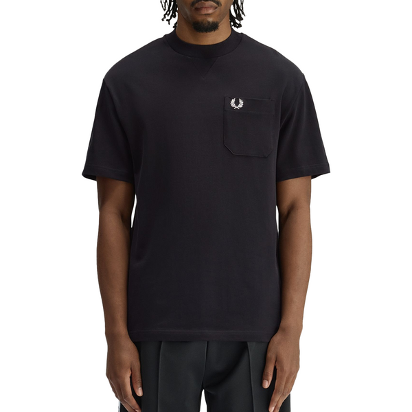 POCKET DETAIL T-SHIRT BLACK