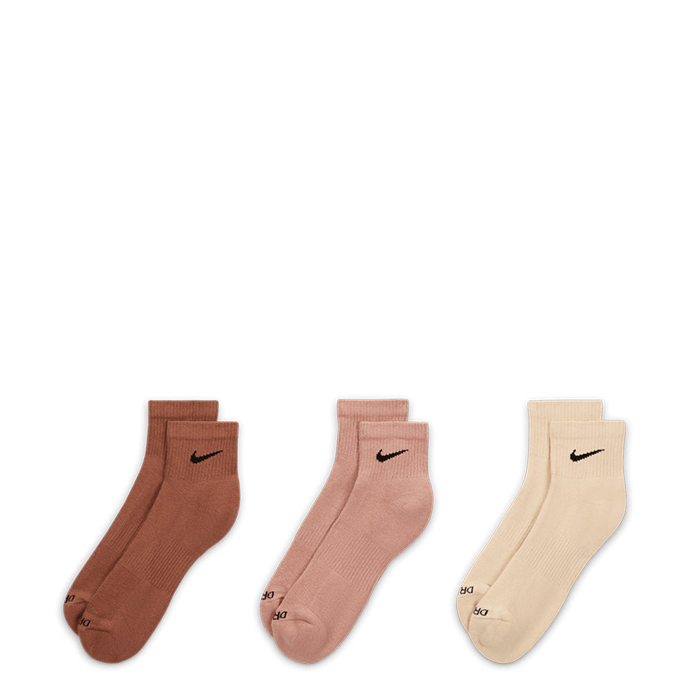 EVERYDAY PLUS CUSHIONED ANKLE SOCKS 3 PACK