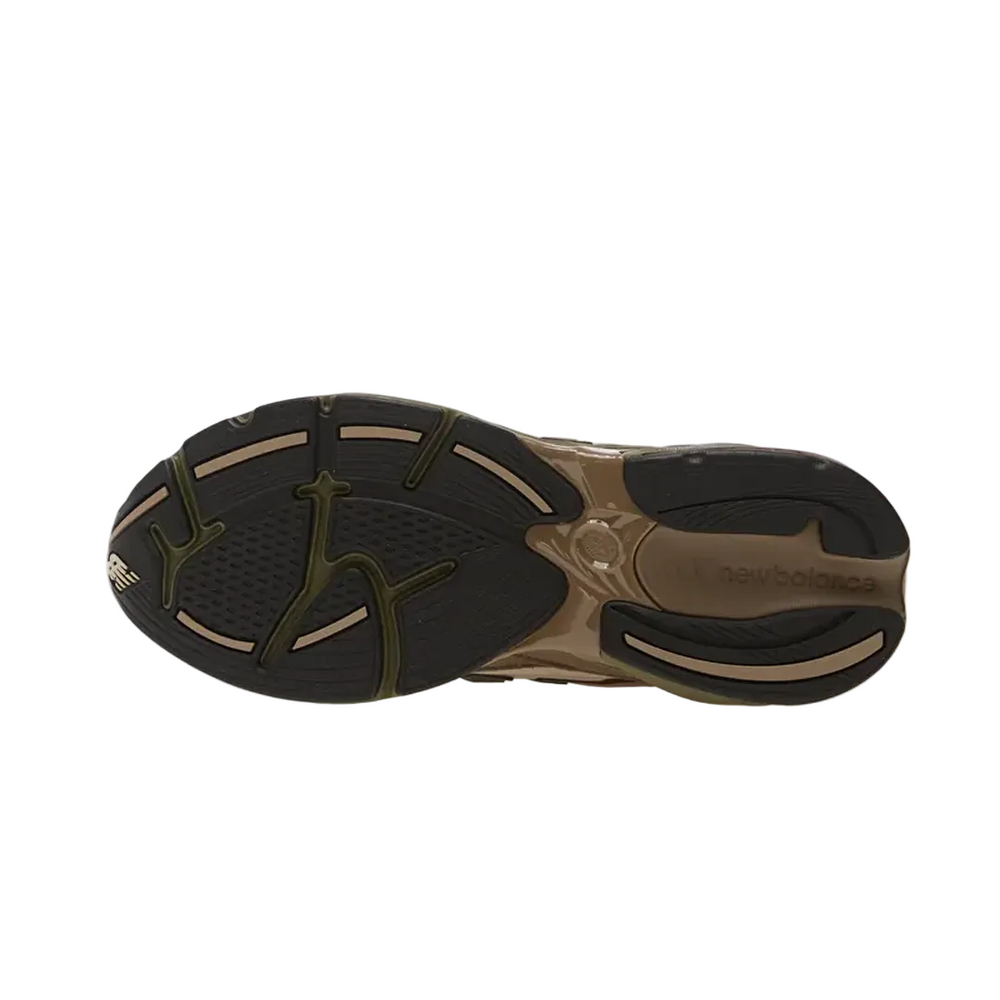 2010 GORE-TEX LIGHT MUSHROOM / TIMBERWOLF