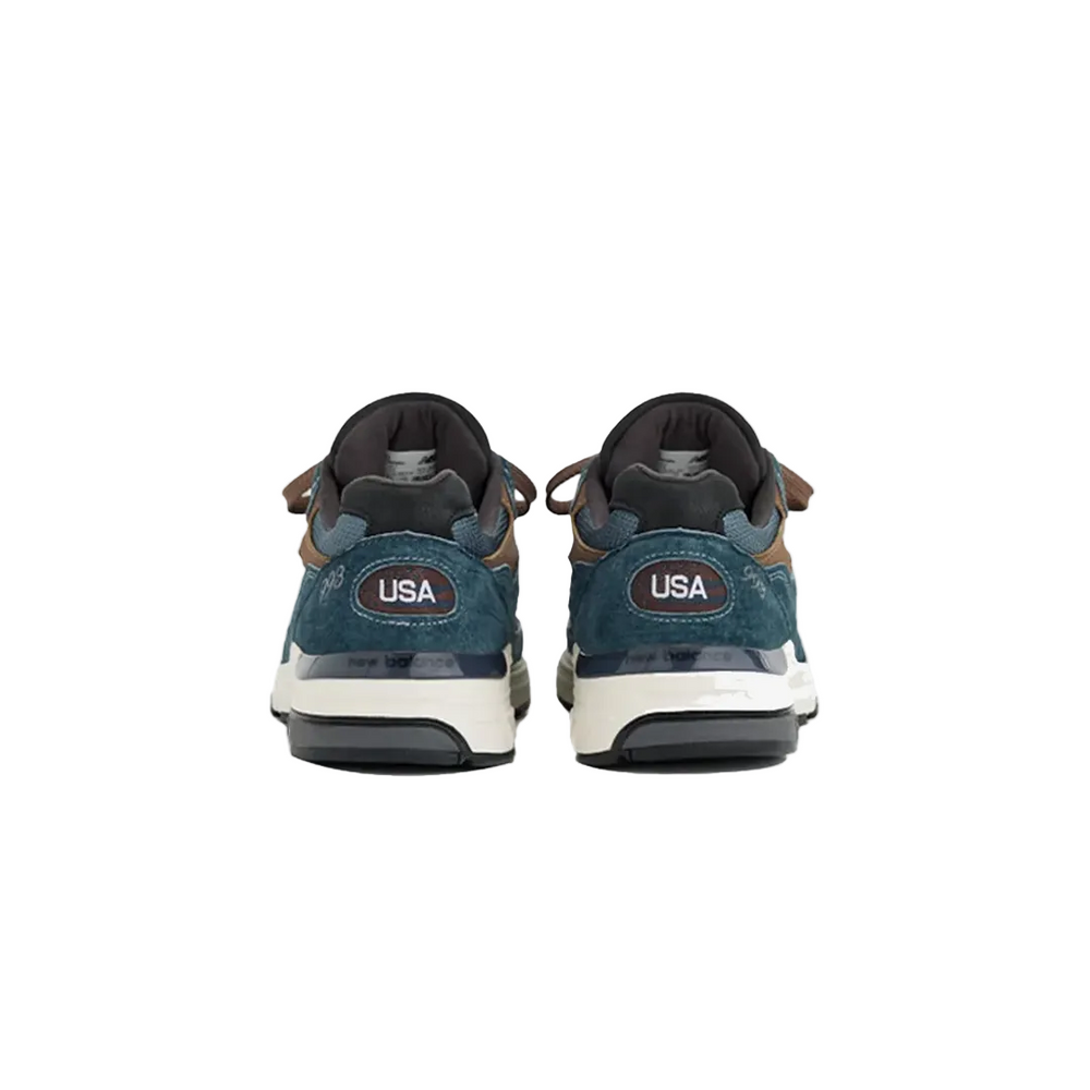 U993BC MADE IN THE USA SHADOW BLUE / CORTADO